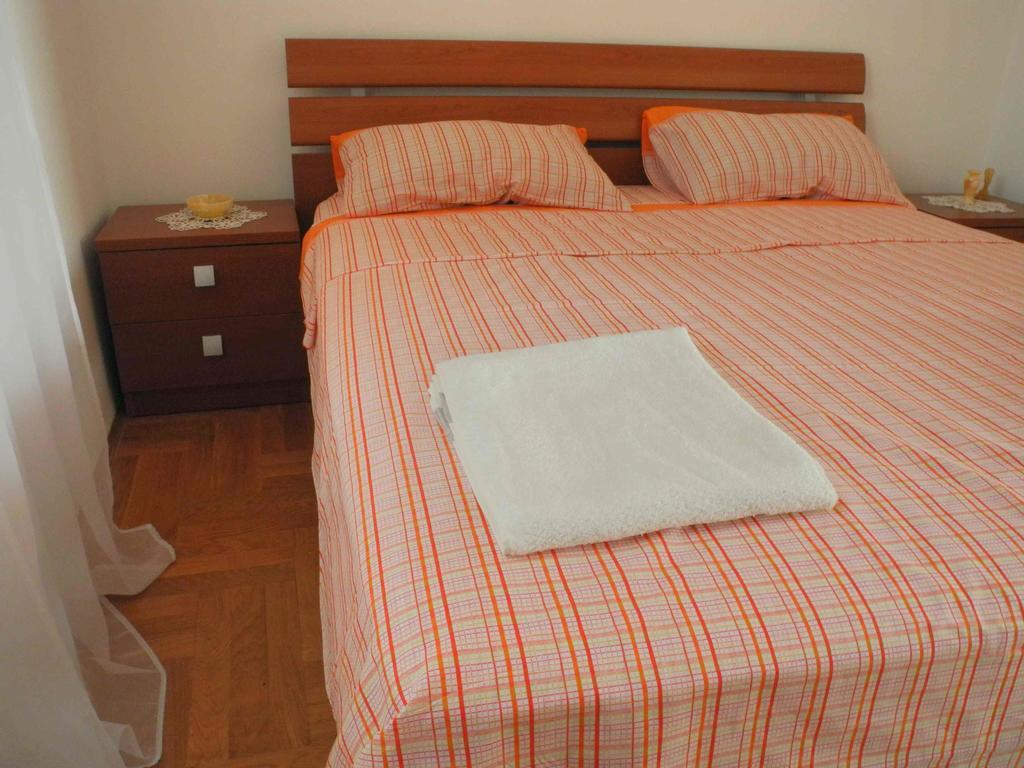 Apartments Antonela イェゼラ エクステリア 写真